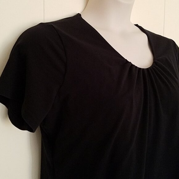 TWO black women's tops Size 0X-1X - Picture 3 of 6